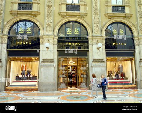 prada italy store.